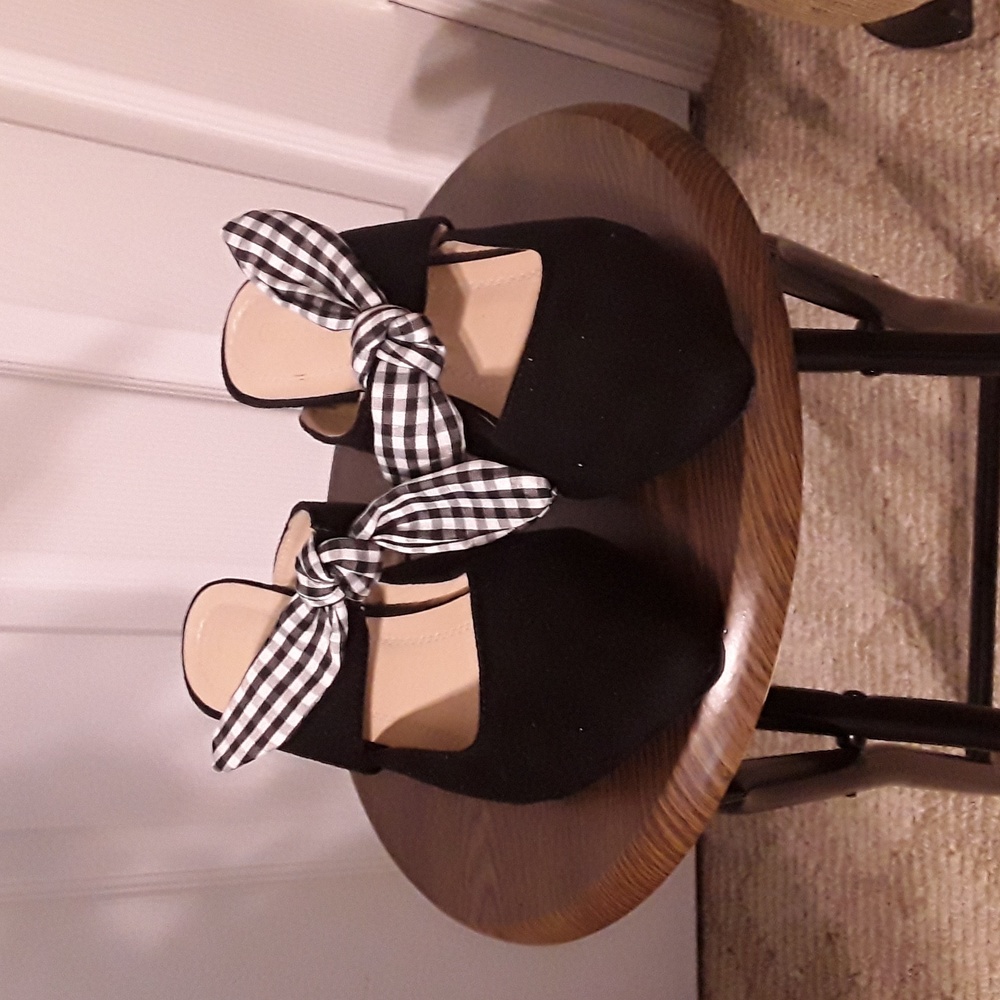 Black Heel